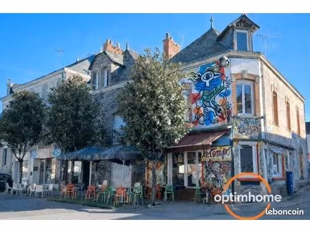 fonds de commerce bar 210 m²