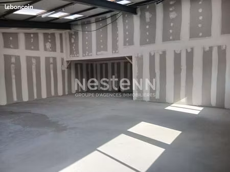 local commercial 110 m² auray