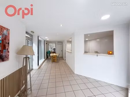 local commercial 40 m²