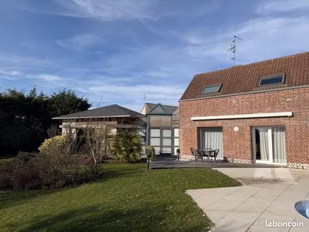 longère 9 pièces 220 m²