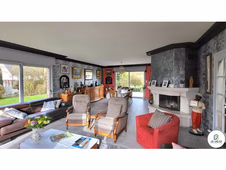 propriété de 195m2 au coeur du village secteur residentiel