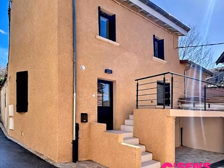 ravissante maison à l'orme