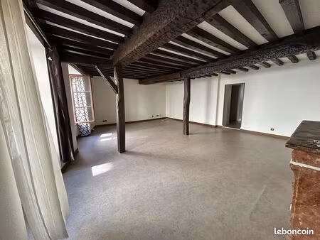 immeuble 345 m² chaumont
