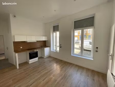 à louer – appartement t2 35 m² avec parking sécurisé – lille (rue bourignon)