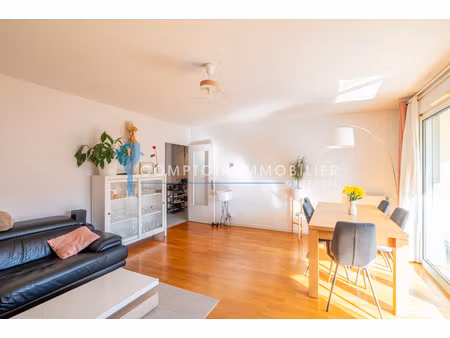 appartement 5pièce(s) 3chambre(s) 92 63 m² lyon (69008)