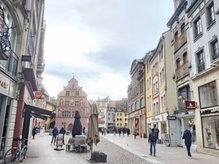 local commercial 112 m² mulhouse