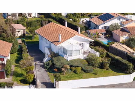 maison - chiberta - 225m²