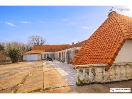 maison 6 pièces 220 m²