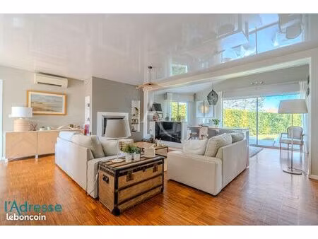 maison 6 pièces 138 m²