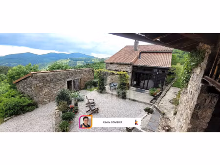 pailharès - propriété de caractère avec gîte et dépendances