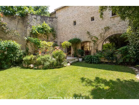 chaleureuse maison de village avec jardin et t2 indépendant