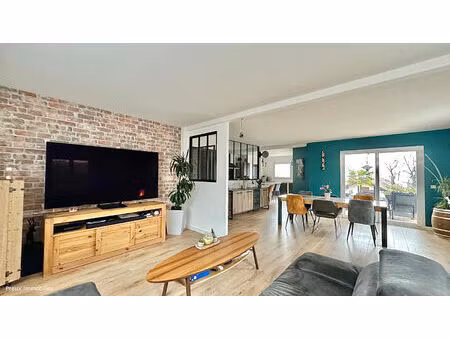 maison etaux 7 pièces 231 m2