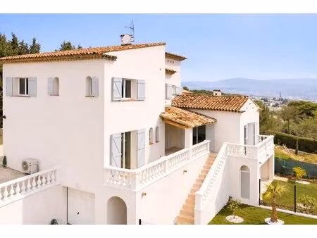 luxueux appartement-villa 170 m² - la roquette proche mougins