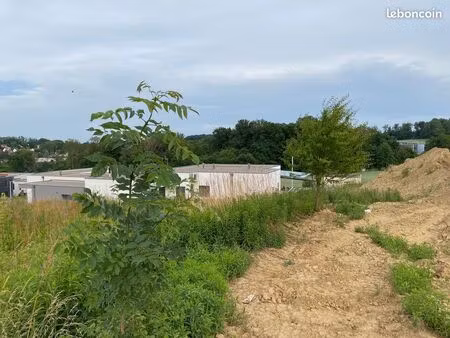 terrain constructible et viabilisé de 7 64 ares à altkirch