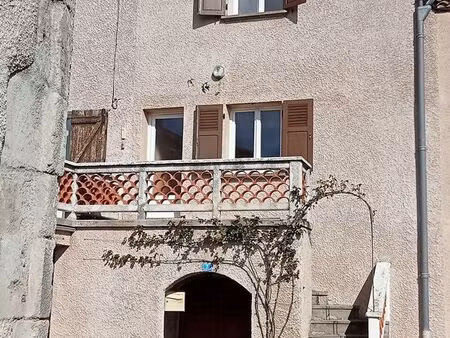 maison de bourg à solignat