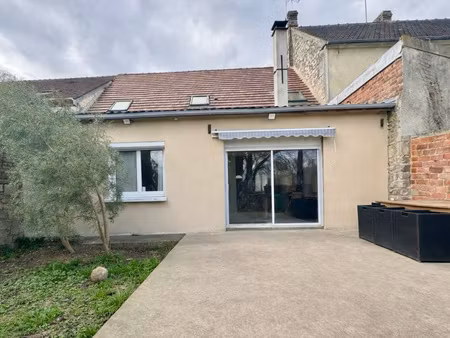 a 5 minutes de villers cotterets