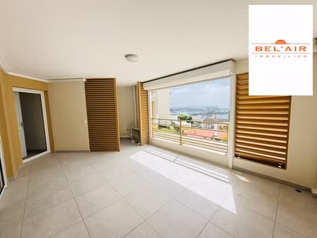 fort de france : superbe f3