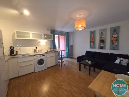 t2 re-de-jardin avec parking