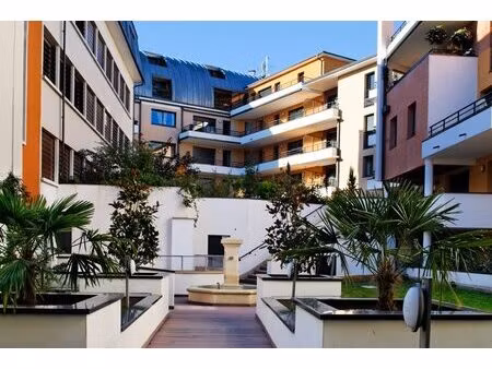 t3 limoges - centre ville avec parking double