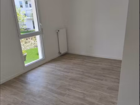 t3 / 62m² / les gresillons (rer c)