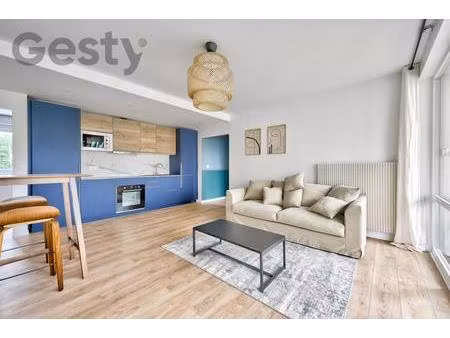 colocation – appartement 100 m² avec balcon