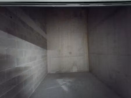 garage boxé 12 m2 marseille 13006