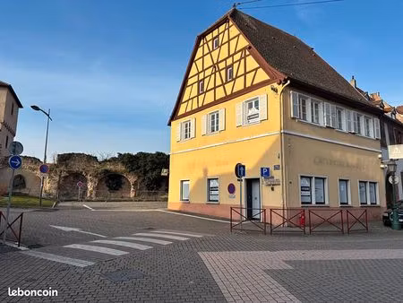 immeuble 3 pièces 154 m²