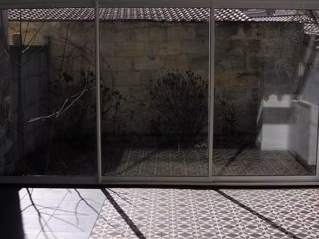 bordeaux – échoppe en pierre avec jardin plein sud – place simiot