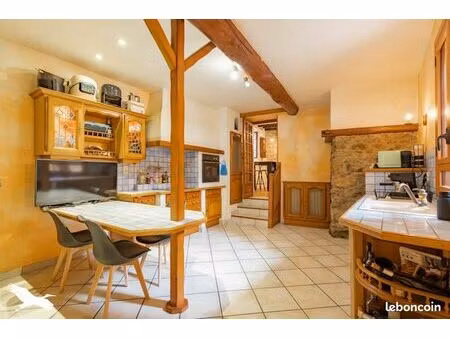 maison 6 pièces 131 m²
