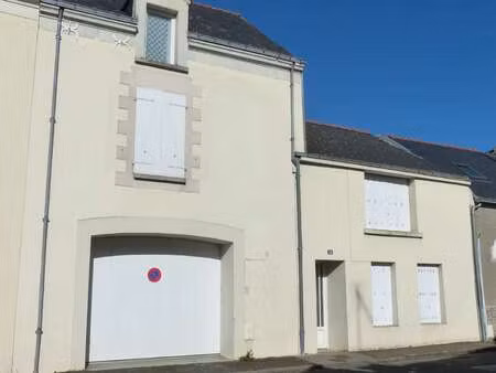 vente maison à montjean-sur-loire (49570) : à vendre / 180m² montjean-sur-loire