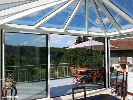 ? typique maison en pierre – gîte – vue exceptionnelle sur la nature