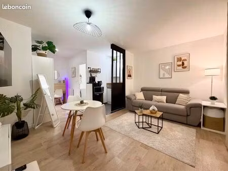 studio 24m2 hyper centre