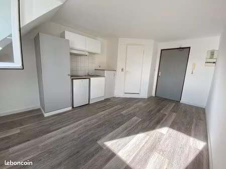 studio 1 pièce 15 m²