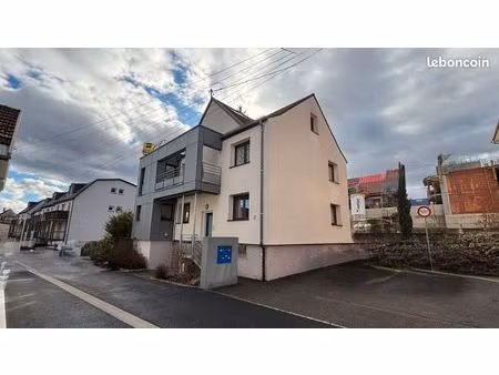 immeuble 10 pièces 182 m²