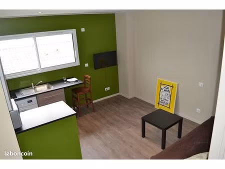 studio meublé lumineux