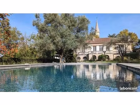 maison 8 pièces 450 m²