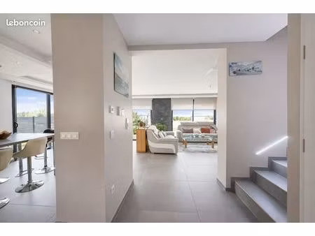 maison 6 pièces 188 m²