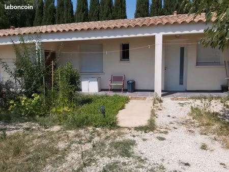 maison dans propriété privée pour étudiant (e)s