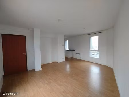 appartement 3 pièces 64 m²
