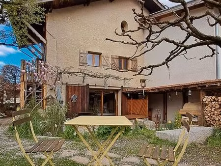 maison pierre et bois esprit