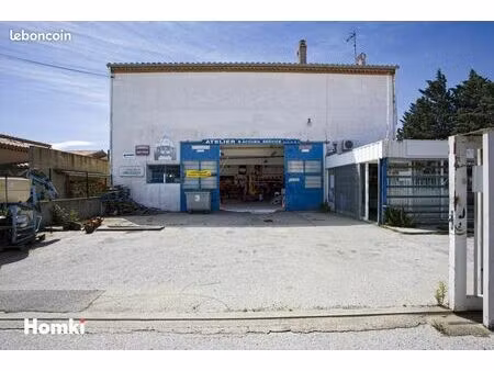 local commercial 470 m²