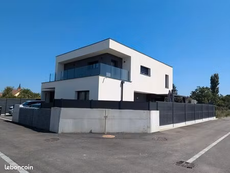 maison toit plat 158m2