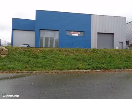 entrepot 400m2 à louer a tresses 33370