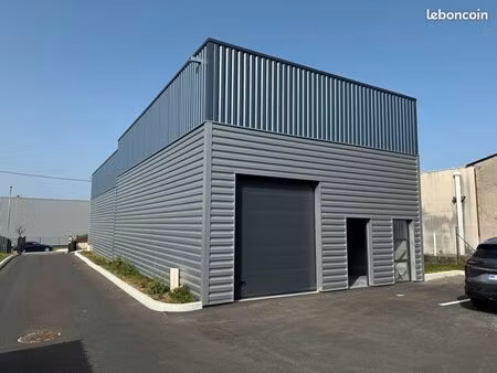 local commercial 97 m²