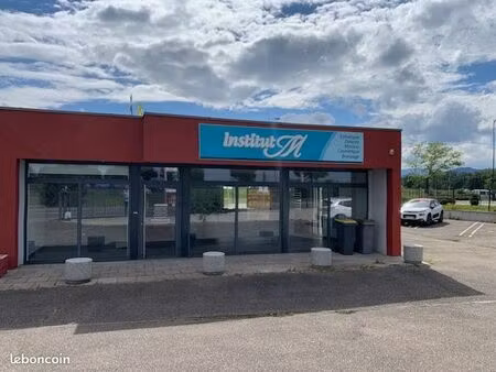 local 123 m² wittelsheim