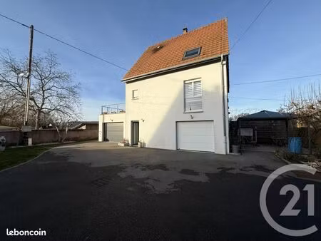 maison 4 pièces 108 m²