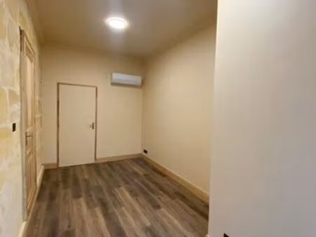 local commercial 15 m² vitrine – cours de la marne bordeaux – loyer 450