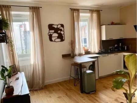 appartement t2 50 m2 refait à neuf