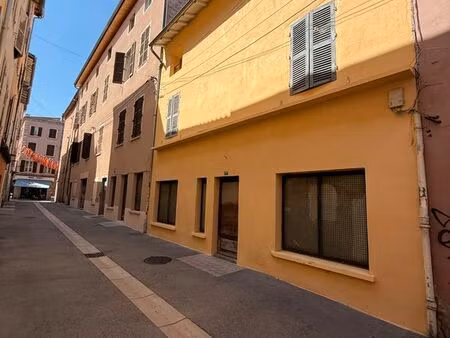 appartement t2 à rafraichir - macon centre