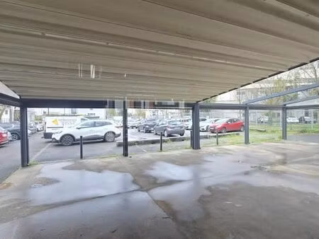 fonds de commerce bar  restaurant 120 m²